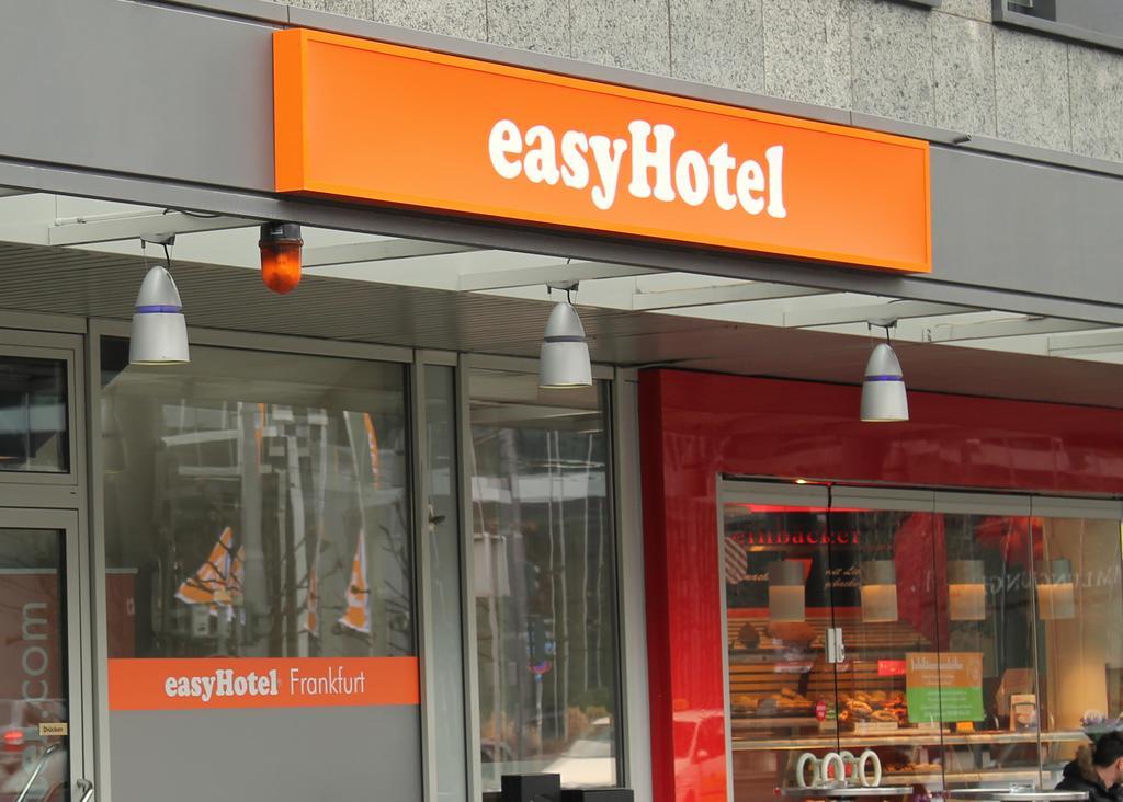 Easyhotel Frankfurt City Center Frankfurt am Main Exterior foto