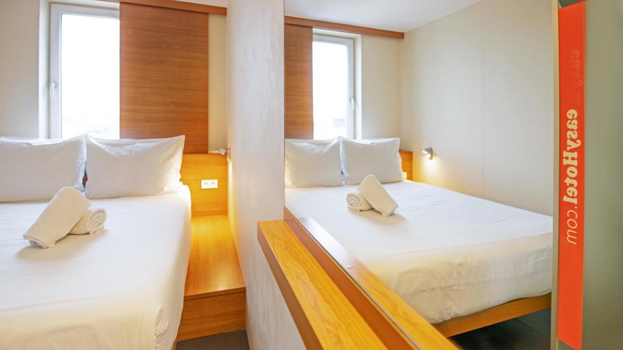 Easyhotel Frankfurt City Center Frankfurt am Main Exterior foto